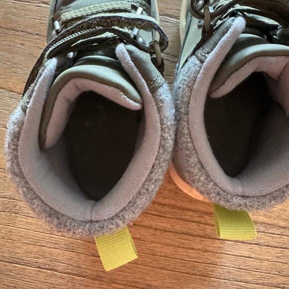 Cat & Jack Toddler Boy Felix Sneakers Boots - Size 8 - Picture 4 of 6